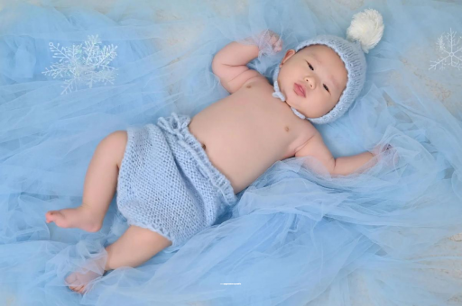 云南8个月宝宝奶量